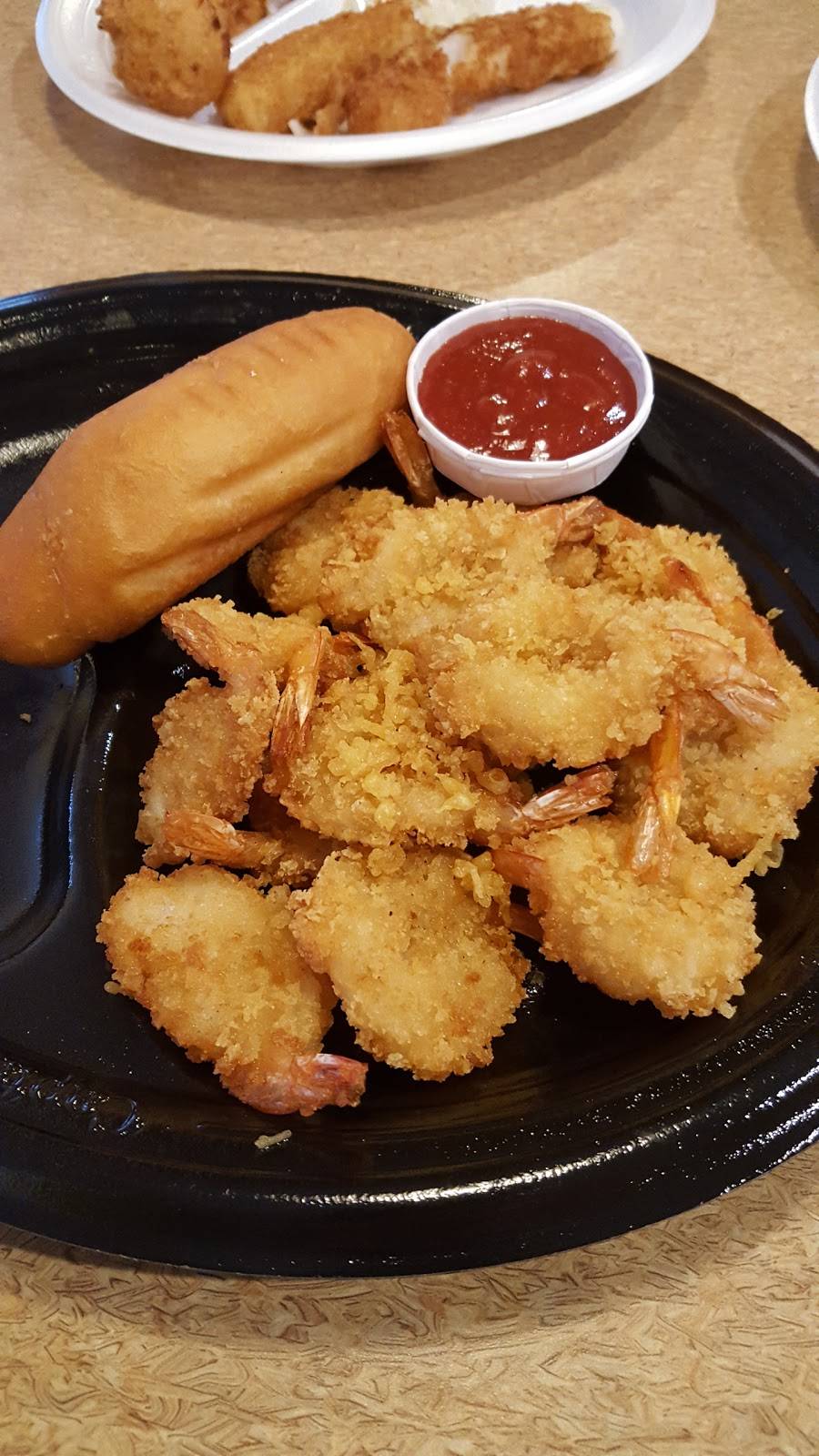 Captain Ds | restaurant | 1656 E Stone Dr, Kingsport, TN 37660, USA | 4232459471 OR +1 423-245-9471