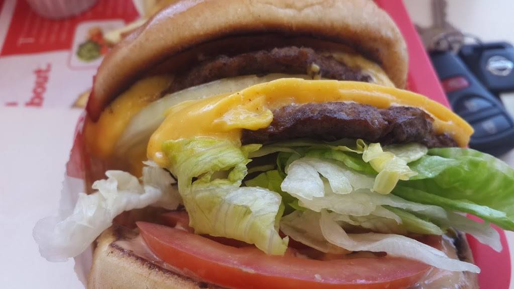 In-N-Out Burger | restaurant | 24445 Crenshaw Blvd, Torrance, CA 90505, USA | 8007861000 OR +1 800-786-1000