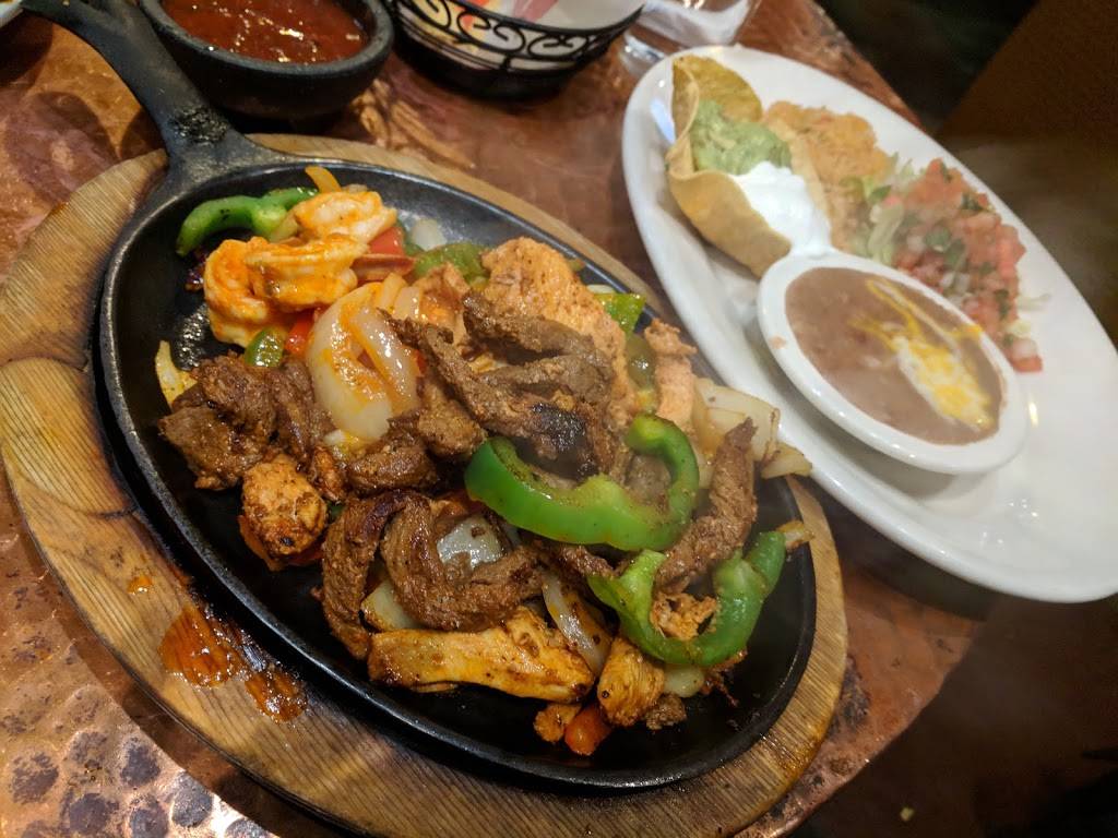 El Sarape | restaurant | 955 Black Lake Blvd SW, Olympia, WA 98502, USA | 3603521201 OR +1 360-352-1201