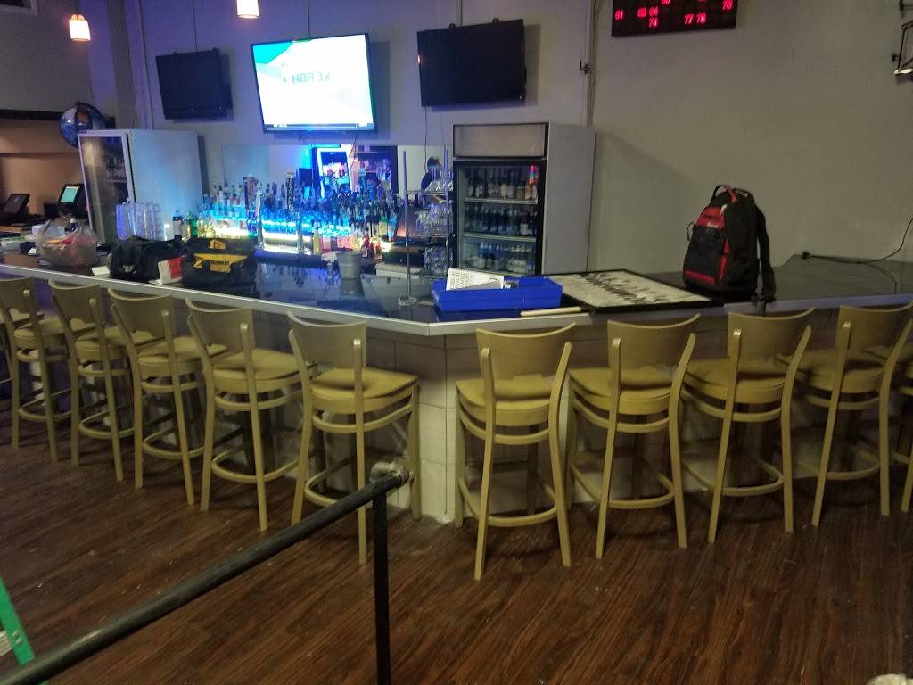 Overtime Bar and Grill | restaurant | 4670 Dewey Ave, Rochester, NY 14612, USA | 5858652490 OR +1 585-865-2490