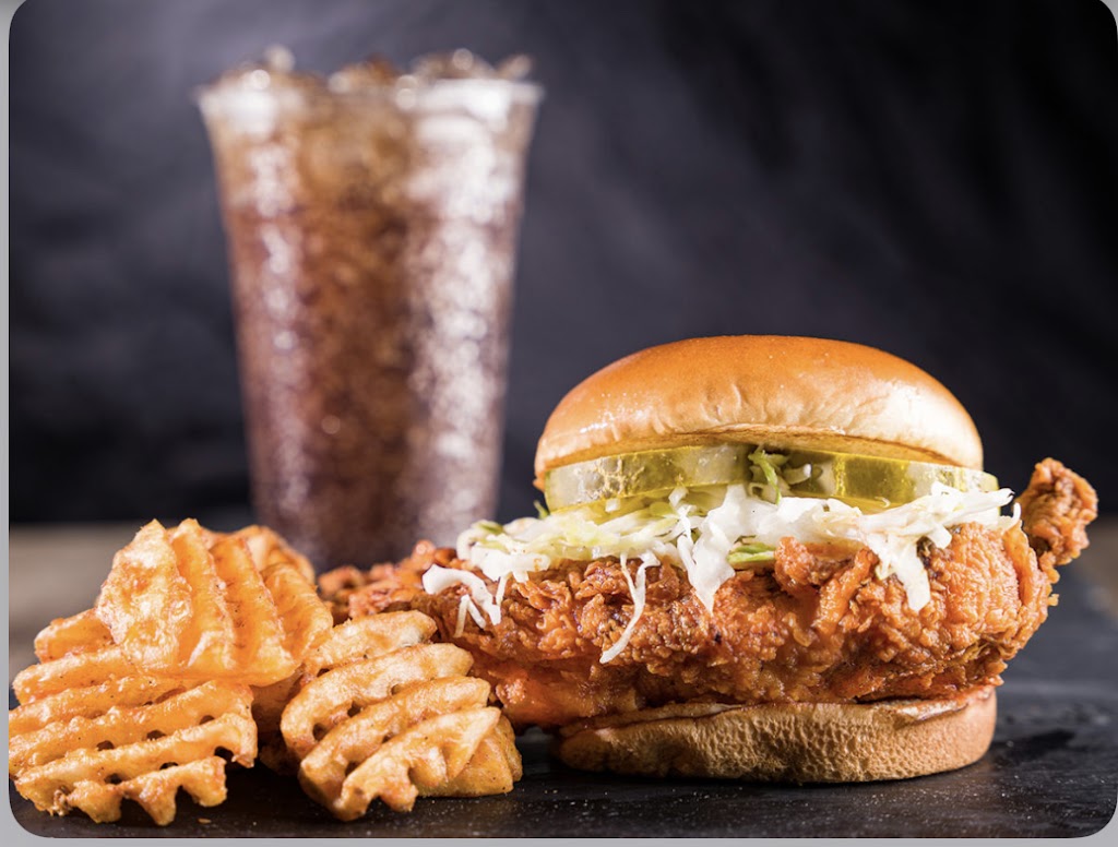 Hangry Joes Hot Chicken, Rockville - N. Potomac | meal takeaway | 10050 Darnestown Rd, Rockville, MD 20850, USA | 2405526066 OR +1 240-552-6066