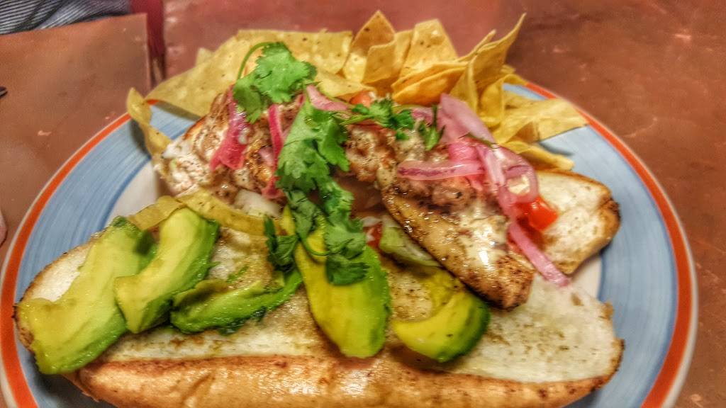 Dos Coyotes Border Cafe | restaurant | 8519 Bond Road # 100 # 100, Elk Grove, CA 95624, USA | 9166873790 OR +1 916-687-3790