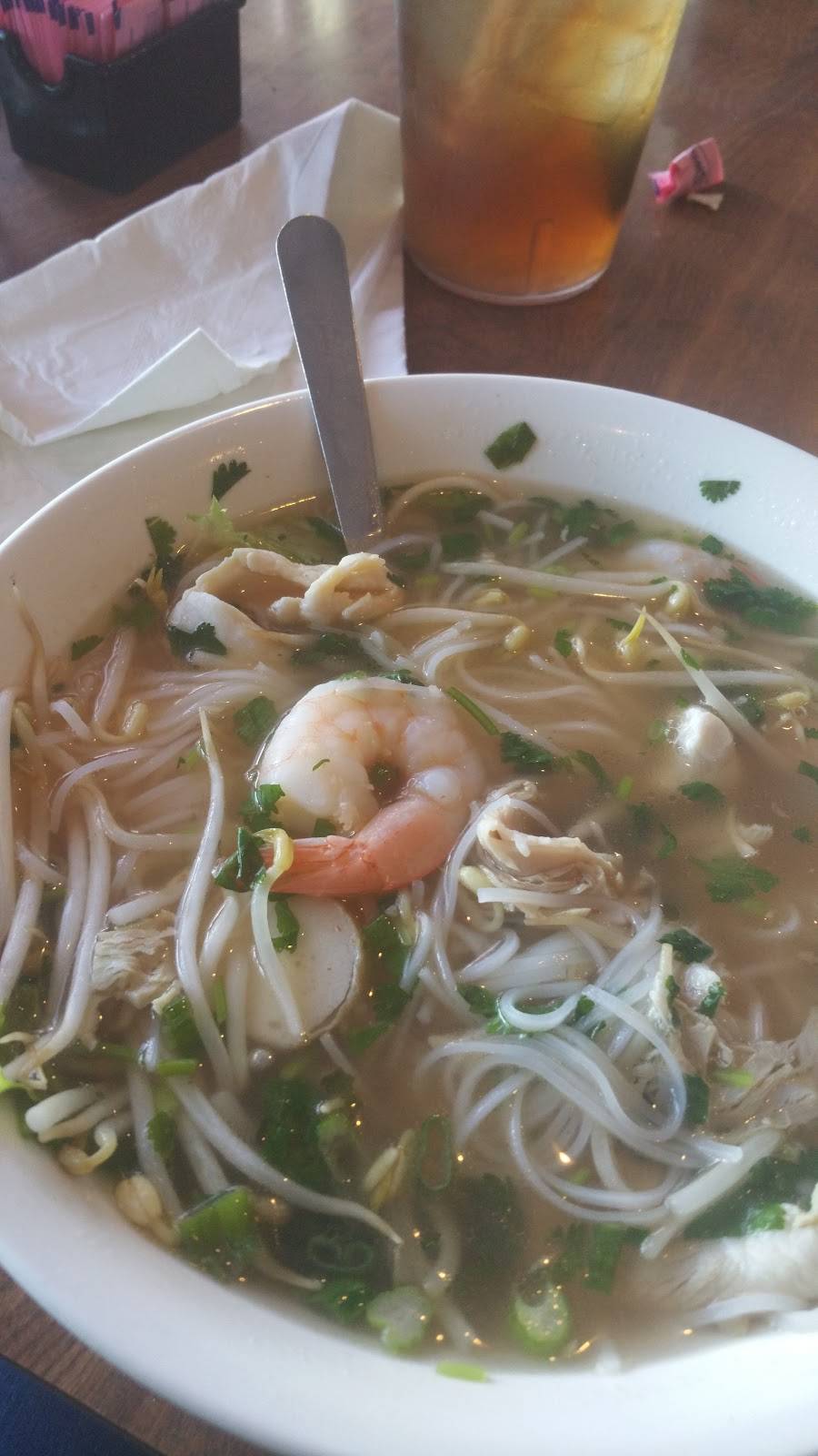 Cuu Long Quan | restaurant | 3063, 3724 Broadway St, Houston, TX 77017, USA | 7136410709 OR +1 713-641-0709