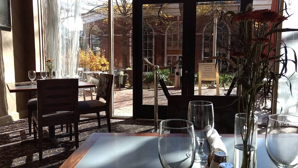 The Pointe | restaurant | 212 Ridge McIntire Rd, Charlottesville, VA 22903, USA | 4348176767 OR +1 434-817-6767