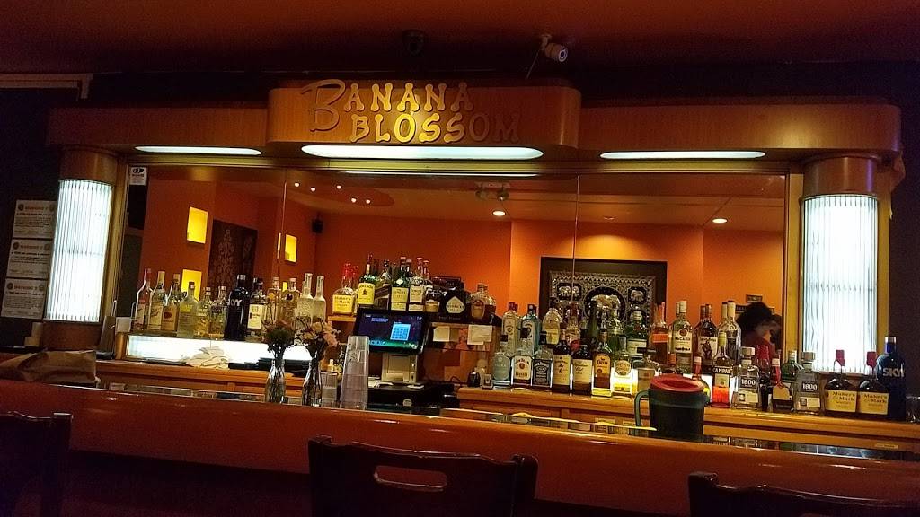 Banana Blossom | restaurant | 2800 Clinton Ave, Cleveland, OH 44113, USA | 2166965529 OR +1 216-696-5529
