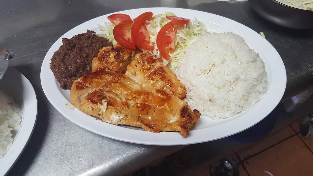 Antojitos Catrachos movil | restaurant | 7050 Aloma Ave, Winter Park, FL 32792, USA | 4072679061 OR +1 407-267-9061