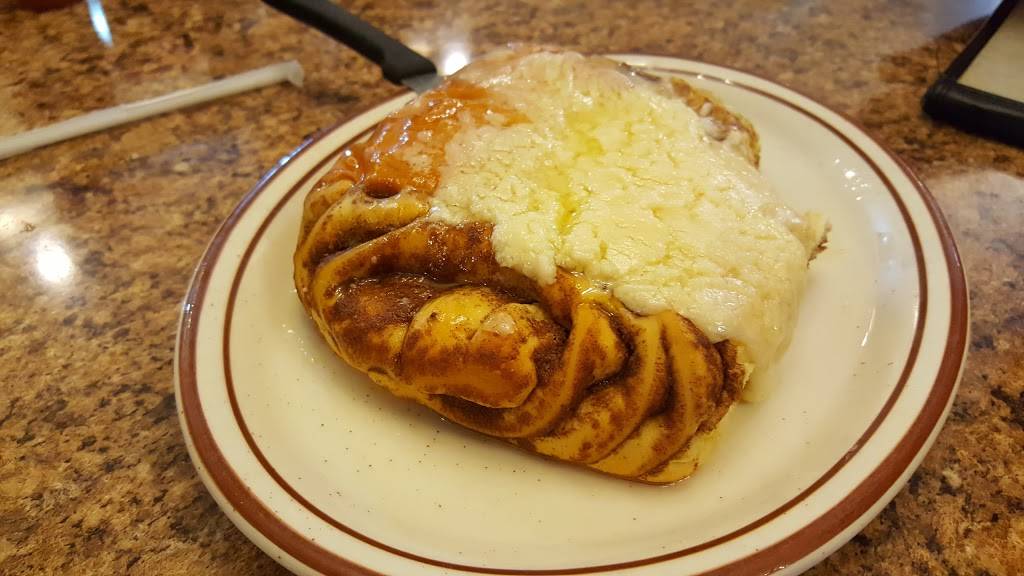 The Train Depot | restaurant | 3045 E Ashlan Ave, Fresno, CA 93726, USA | 5594421401 OR +1 559-442-1401