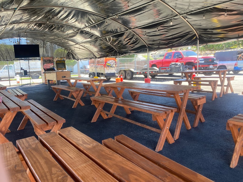 Turos Tacos | restaurant | 10825 Bancroft Ave, Oakland, CA 94603, USA | 5103956478 OR +1 510-395-6478