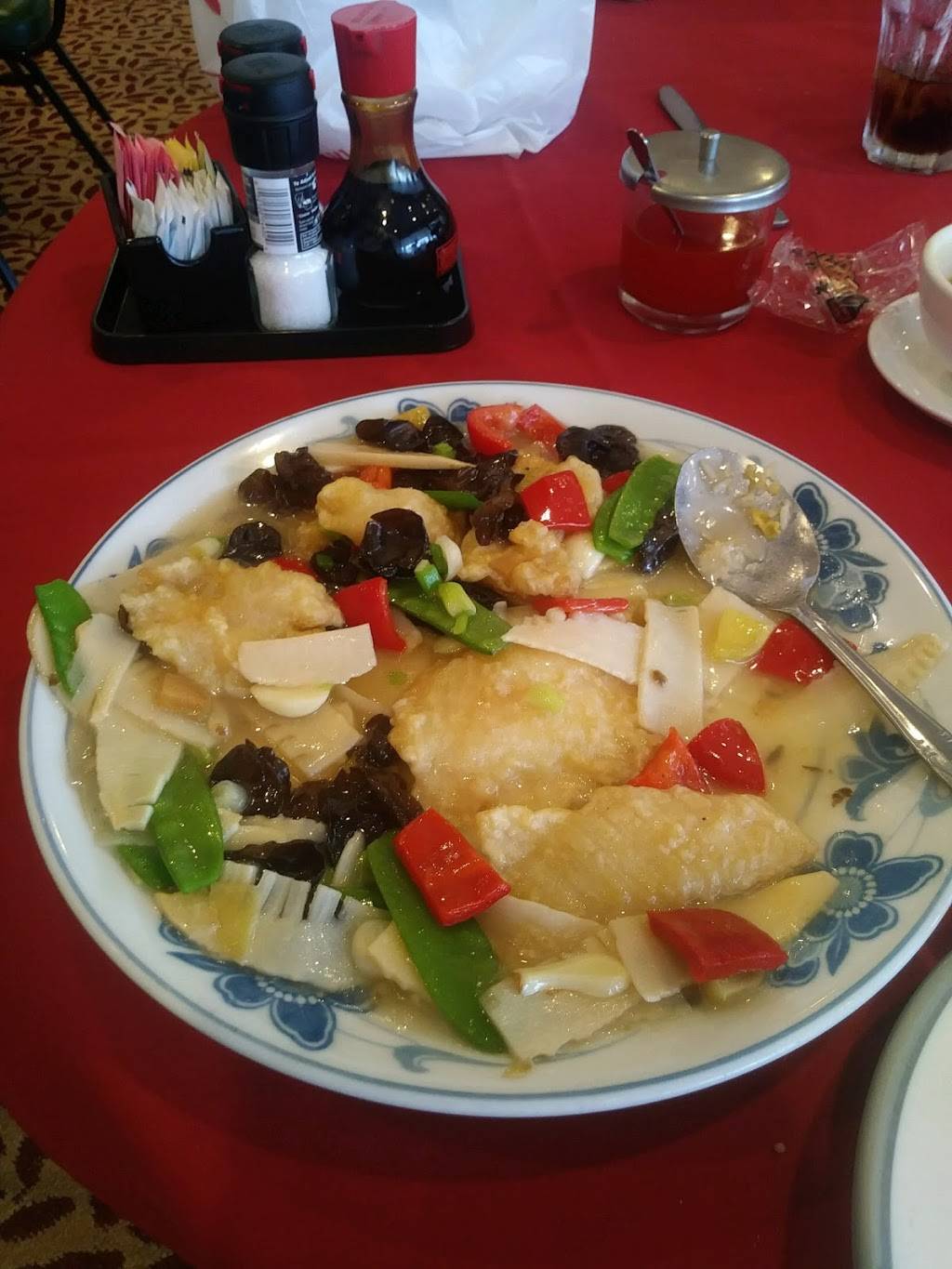 Feng Ling Restaurant | restaurant | 11010 Westheimer Rd A, Houston, TX 77042, USA | 7137823144 OR +1 713-782-3144