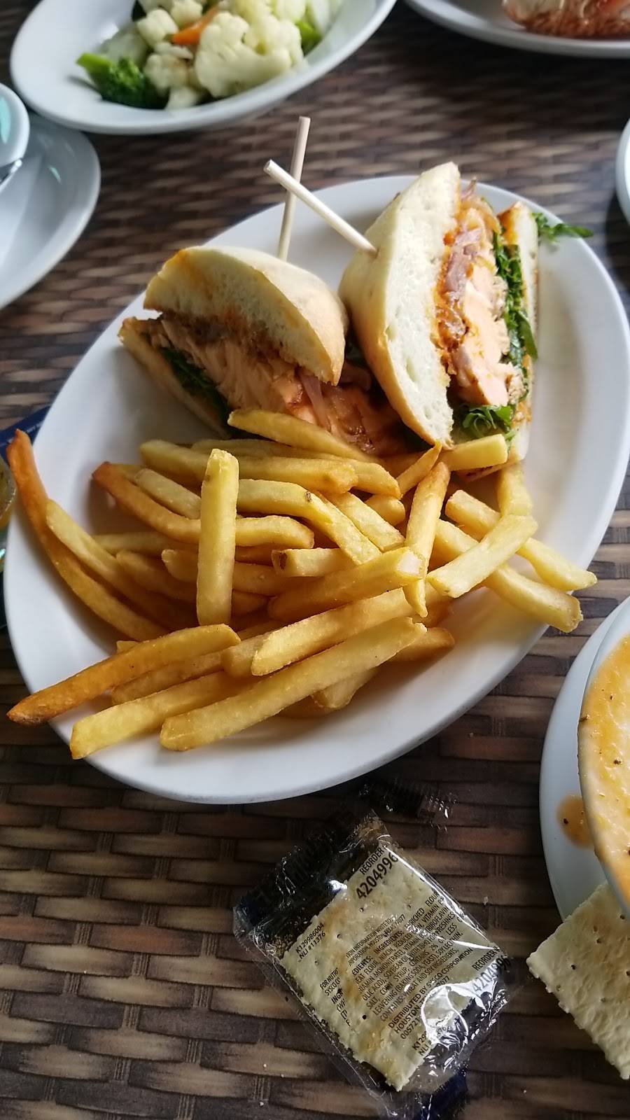 Sea Fresh Channel Islands | restaurant | 3550 Harbor Blvd, Oxnard, CA 93035, USA | 8052040974 OR +1 805-204-0974