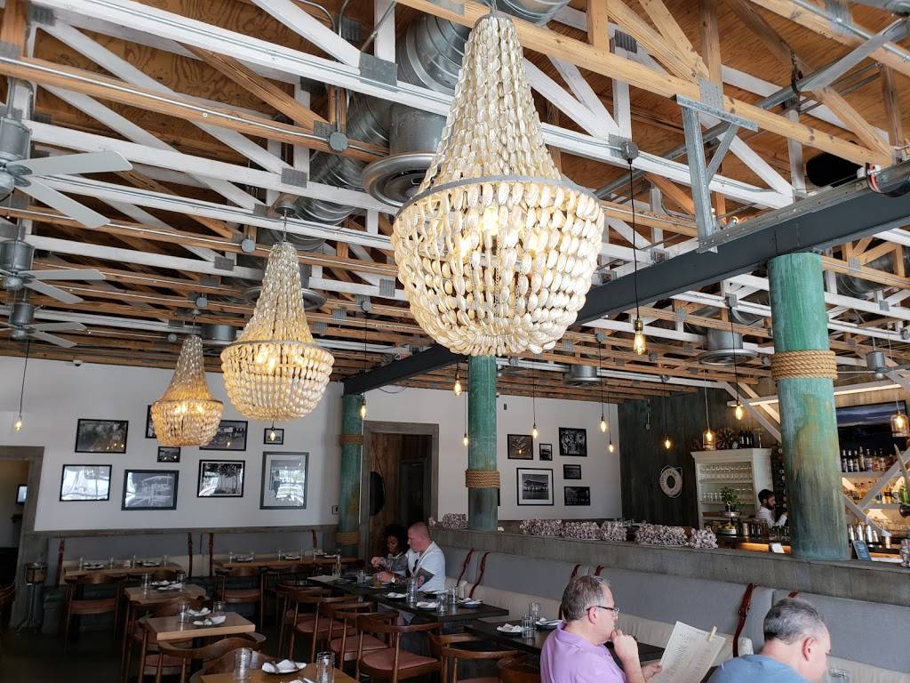 Stiltsville Fish Bar | restaurant | 1787 Purdy Ave, Miami Beach, FL 33139, USA | 7863530477 OR +1 786-353-0477