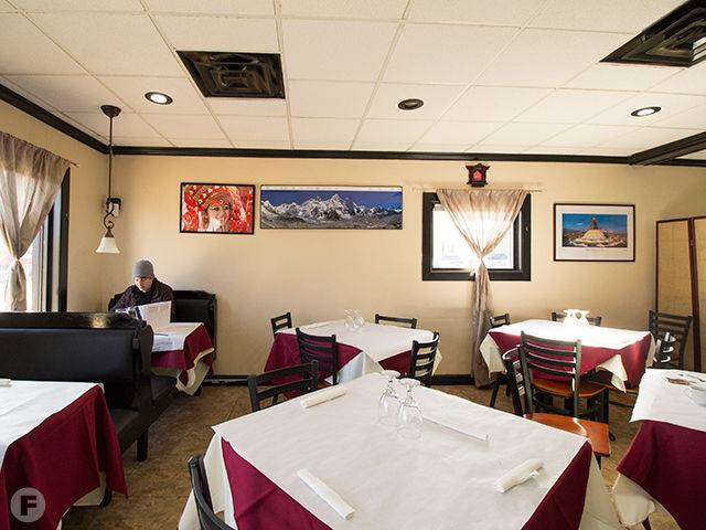 Himalayan Yeti | restaurant | 3515 S Kingshighway Blvd, St. Louis, MO 63139, USA | 3143548338 OR +1 314-354-8338