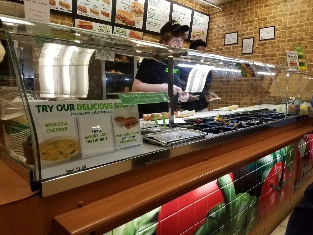 Subway | restaurant | 3231 Goodman Rd E, Southaven, MS 38672, USA | 6625362400 OR +1 662-536-2400