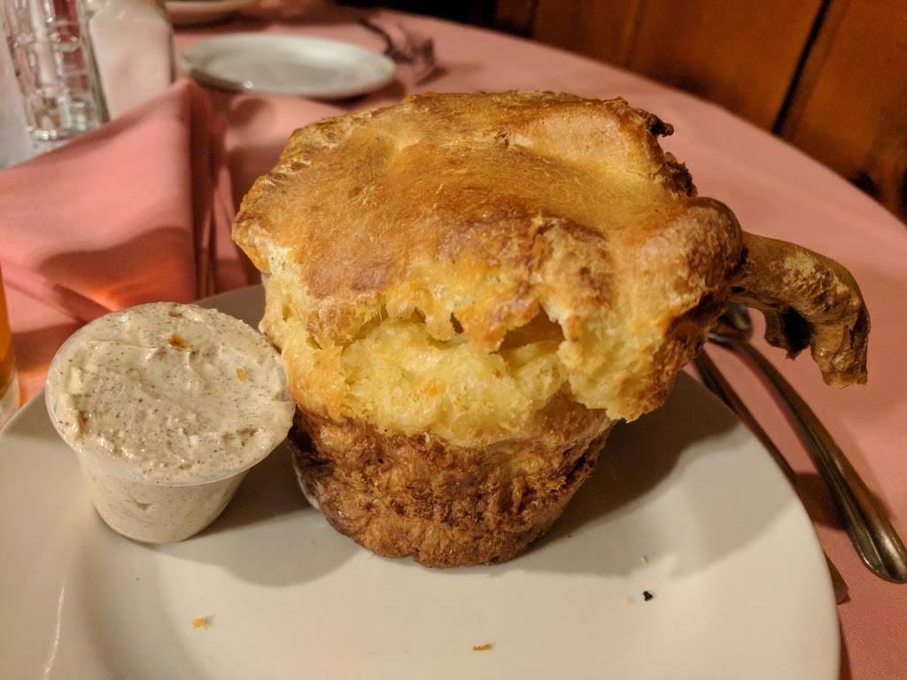 Laurel Supper Club | restaurant | 1905 WI-64, New Richmond, WI 54017, USA | 7152465121 OR +1 715-246-5121