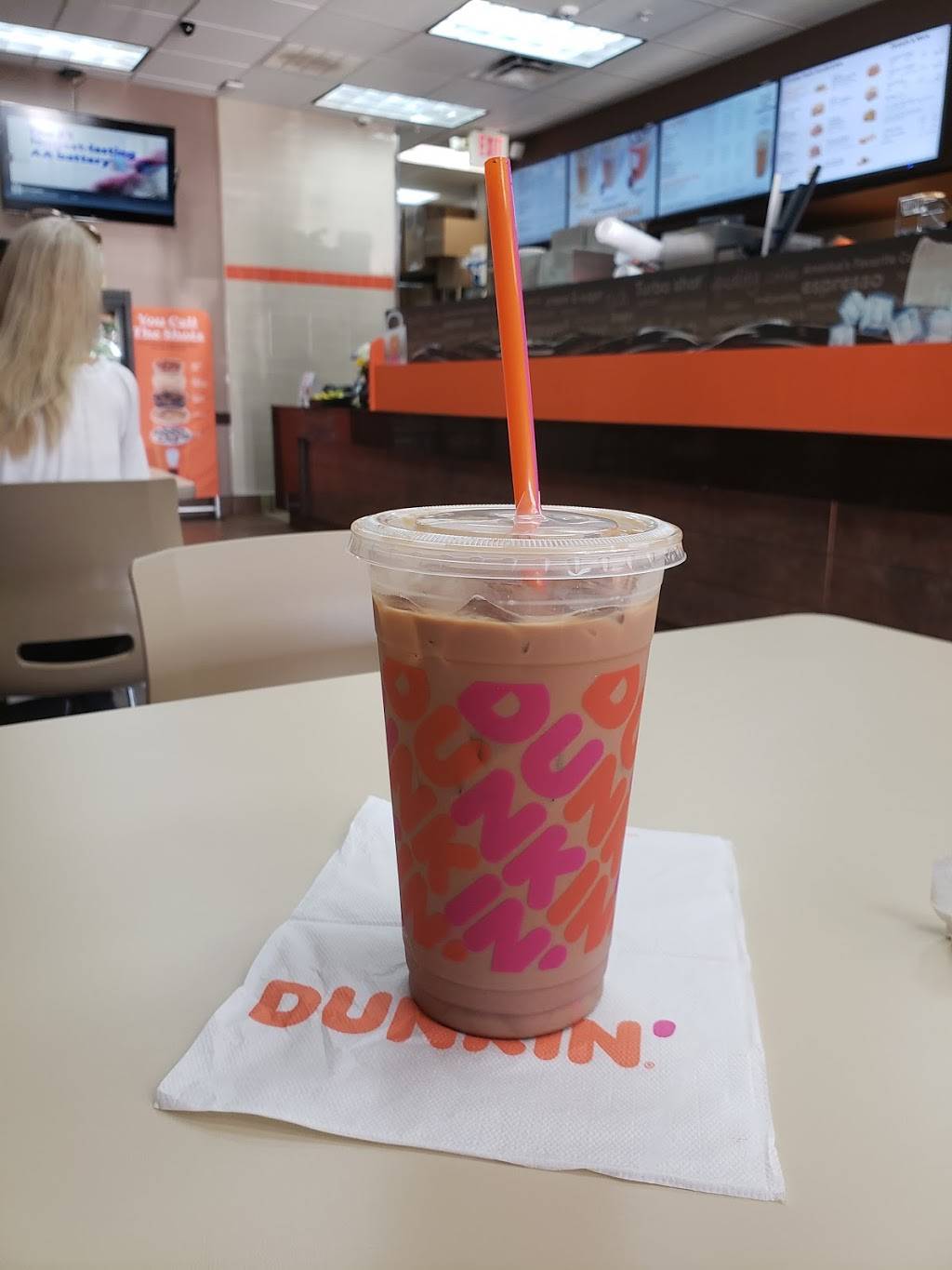 Dunkin | bakery | 4801 Linton Blvd A-9, Delray Beach, FL 33445, USA | 5614992242 OR +1 561-499-2242