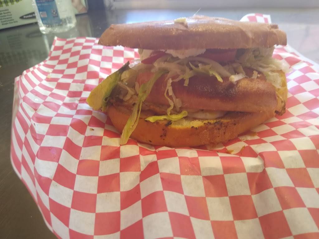 Antojitos La Laguna | restaurant | 401 E Main St, Green Forest, AR 72638, USA | 8703504026 OR +1 870-350-4026