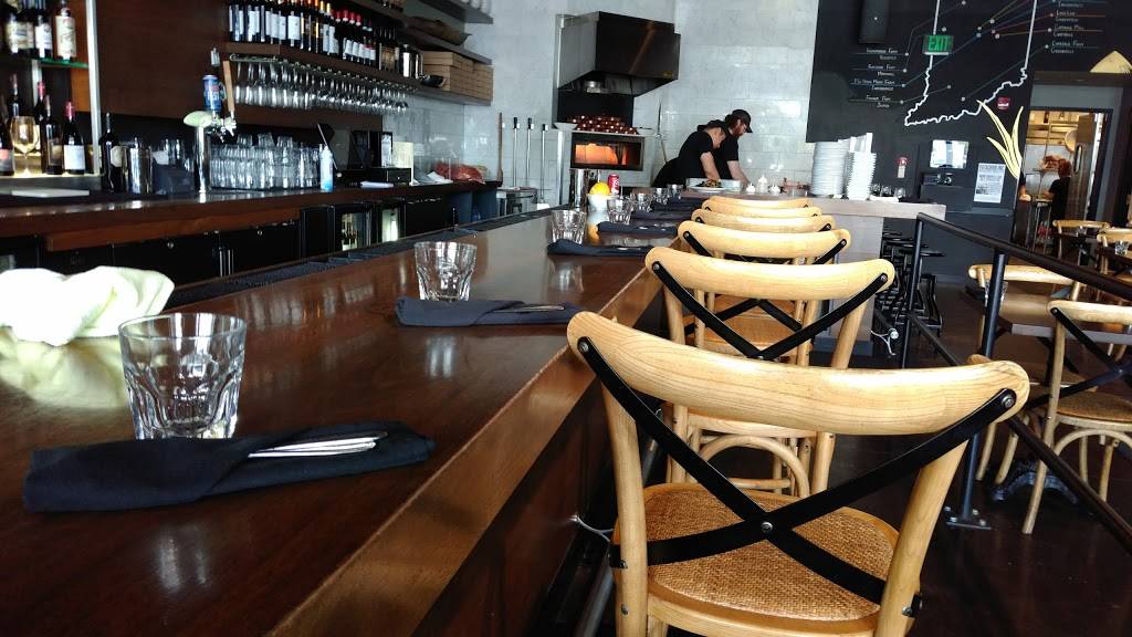 Napolese | restaurant | The Fashion Mall at Keystone 8702, Keystone Crossing, Indianapolis, IN 46240, USA | 3177050765 OR +1 317-705-0765