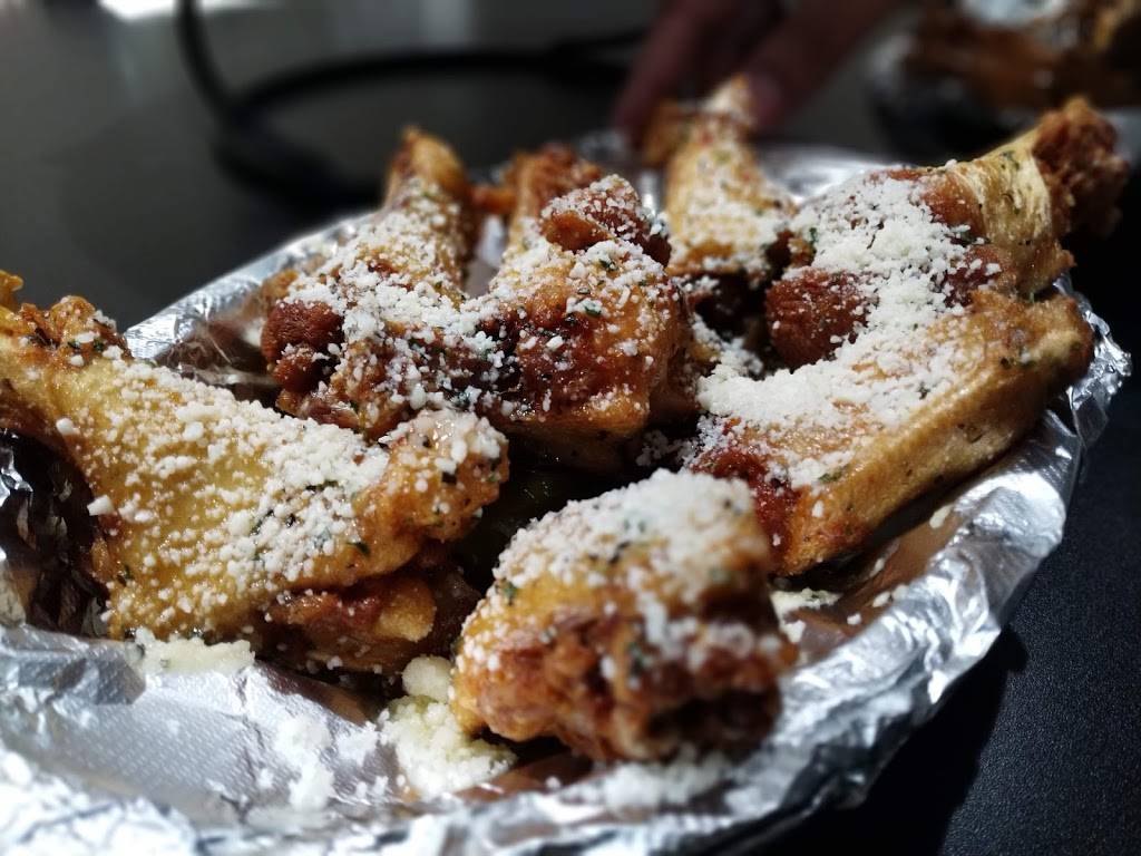 King Crust | restaurant | 1105 Bower Hill Rd, Pittsburgh, PA 15243, USA | 4124290999 OR +1 412-429-0999