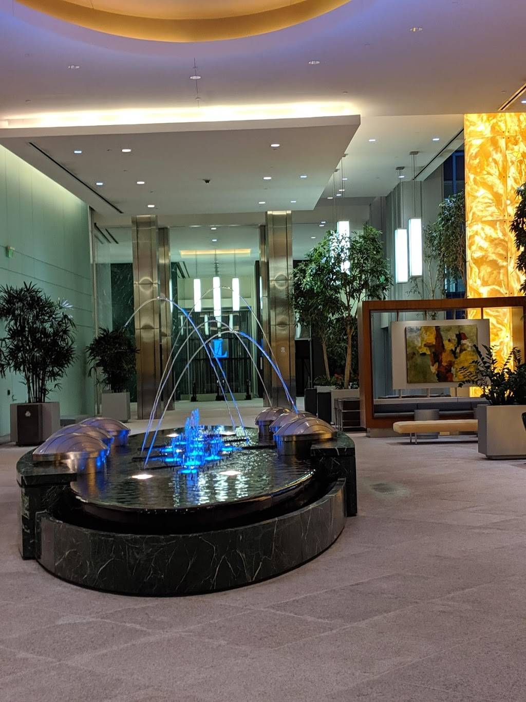 Restaurant L | restaurant | 301 E 4th St, Cincinnati, OH 45202, USA | 5137605525 OR +1 513-760-5525