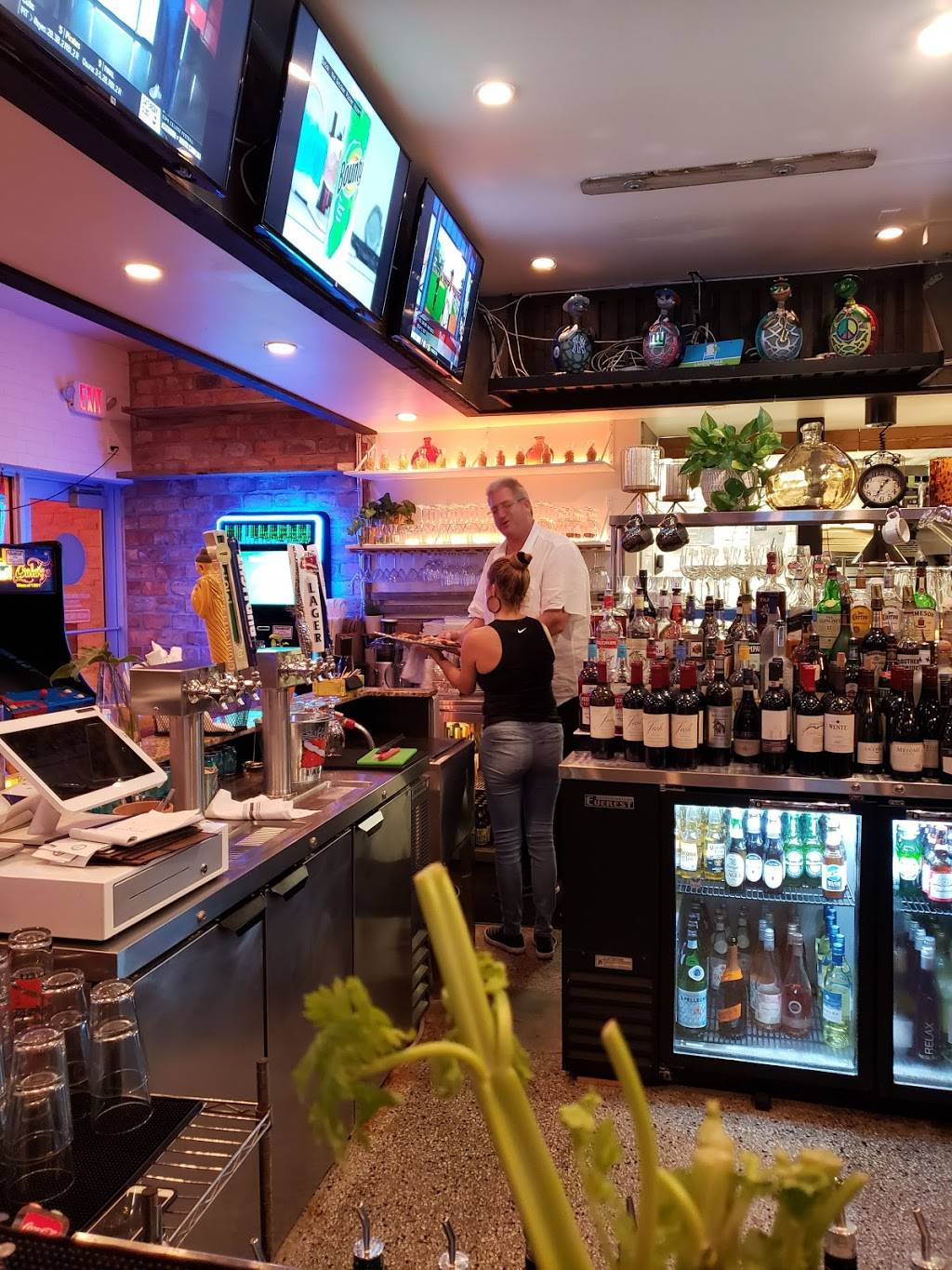 Mangos By the Sea | restaurant | 222 Commercial Blvd #103, Lauderdale-By-The-Sea, FL 33308, USA | 9549002773 OR +1 954-900-2773