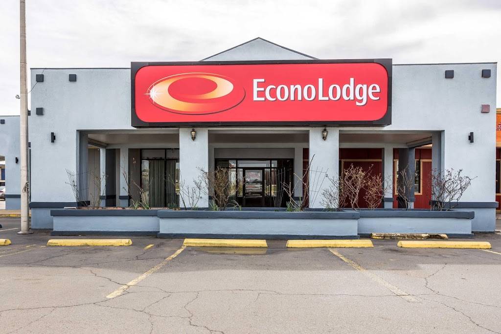 Econo Lodge | restaurant | 2121 W Main St, Durant, OK 74701, USA | 5806340533 OR +1 580-634-0533