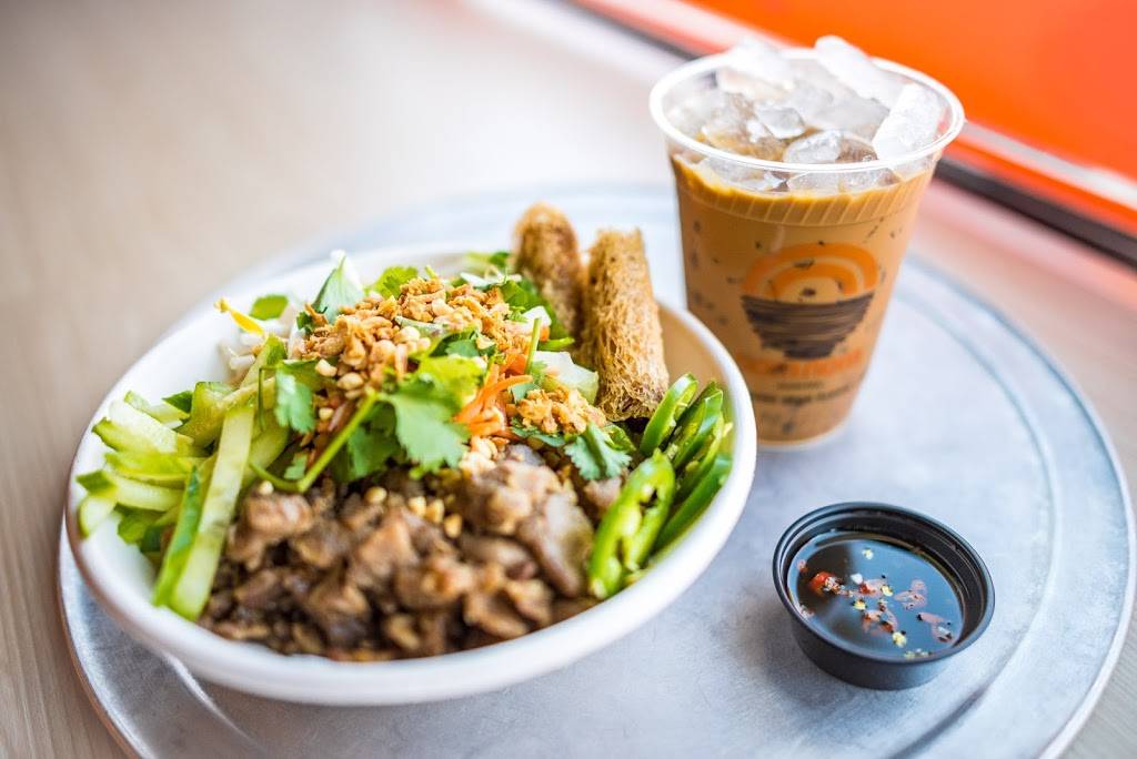 Nom Nom Asian Grill | restaurant | 13700 E Colfax Ave, Aurora, CO 80011, USA | 7207285104 OR +1 720-728-5104