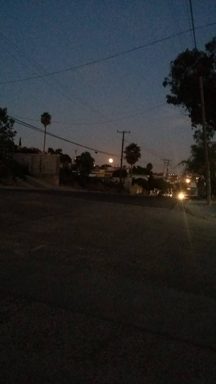 Tacos De Pollo "El Marino" | restaurant | Av. Miguel Guerrero 999-11636, Libertad, 22400 Tijuana, B.C., Mexico | 016646824113 OR +52 664 682 4113