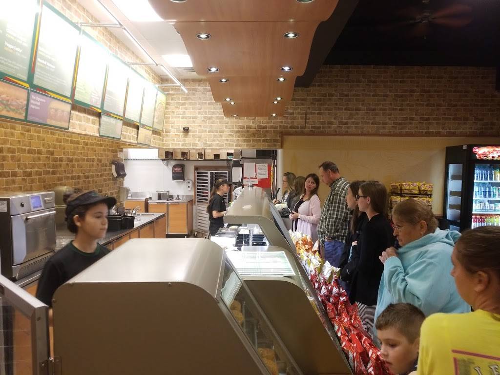 Subway Restaurants | restaurant | 616 S Main St, Eufaula, OK 74432, USA | 9186897131 OR +1 918-689-7131