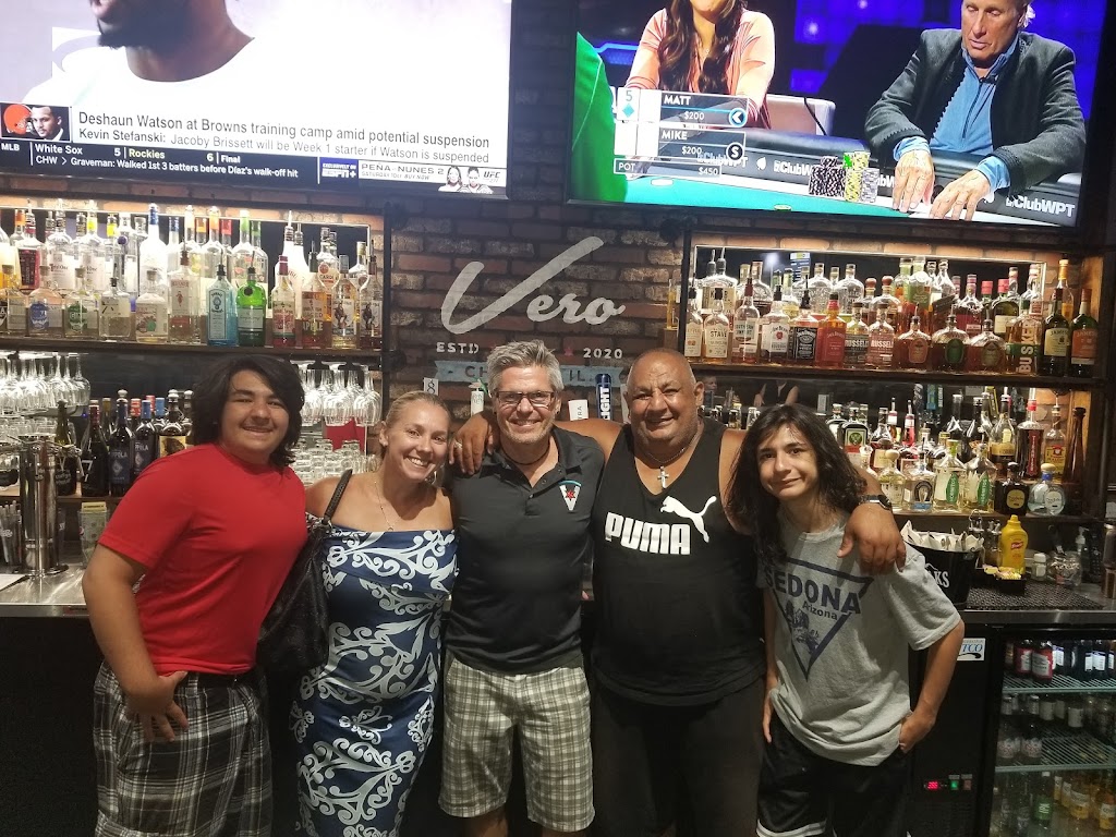 Vero Chicago Pizza | restaurant | 1431 E Williams Field Rd Suite 104, Gilbert, AZ 85295, USA | 4805721207 OR +1 480-572-1207