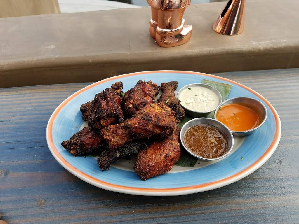 Miss Bs Coconut Club | restaurant | 7154, 3704 Mission Blvd, San Diego, CA 92109, USA | 8583810855 OR +1 858-381-0855