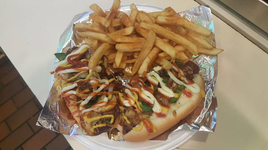 Sams Burgers & Gyros | restaurant | 12200 Gulf Fwy, Houston, TX 77075, USA | 7139478259 OR +1 713-947-8259