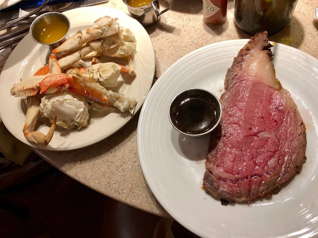 Red Rock Buffet | restaurant | 10424 N Fort McDowell Rd, Fort McDowell, AZ 85264, USA | 8008433678 OR +1 800-843-3678