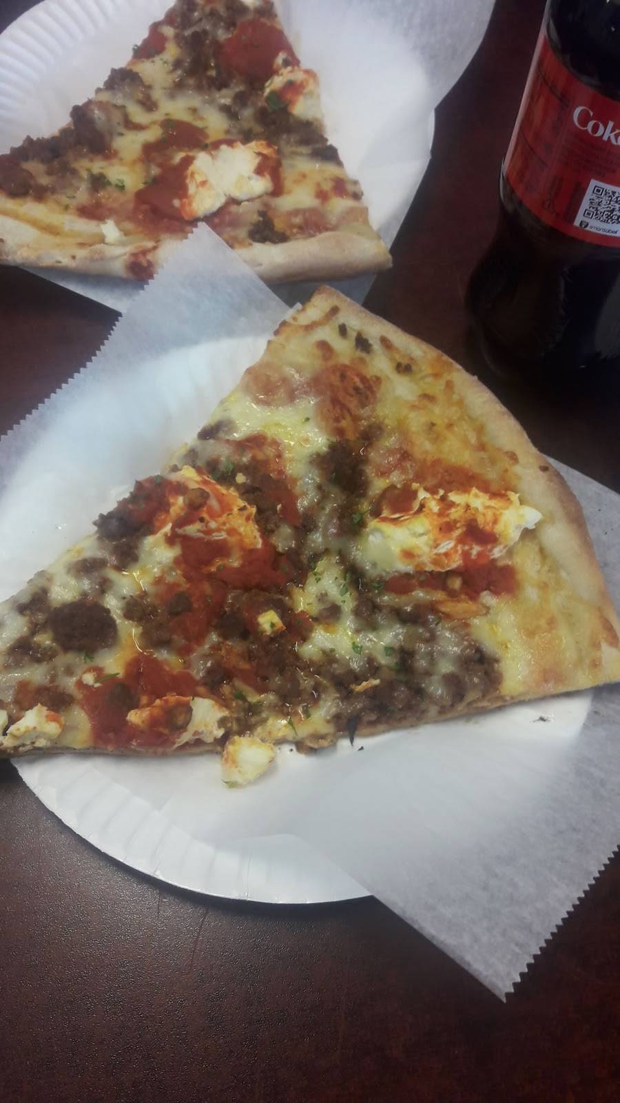 Sophias Pizza & Pasta | restaurant | 702 McLean Ave, Yonkers, NY 10704, USA | 9149656565 OR +1 914-965-6565