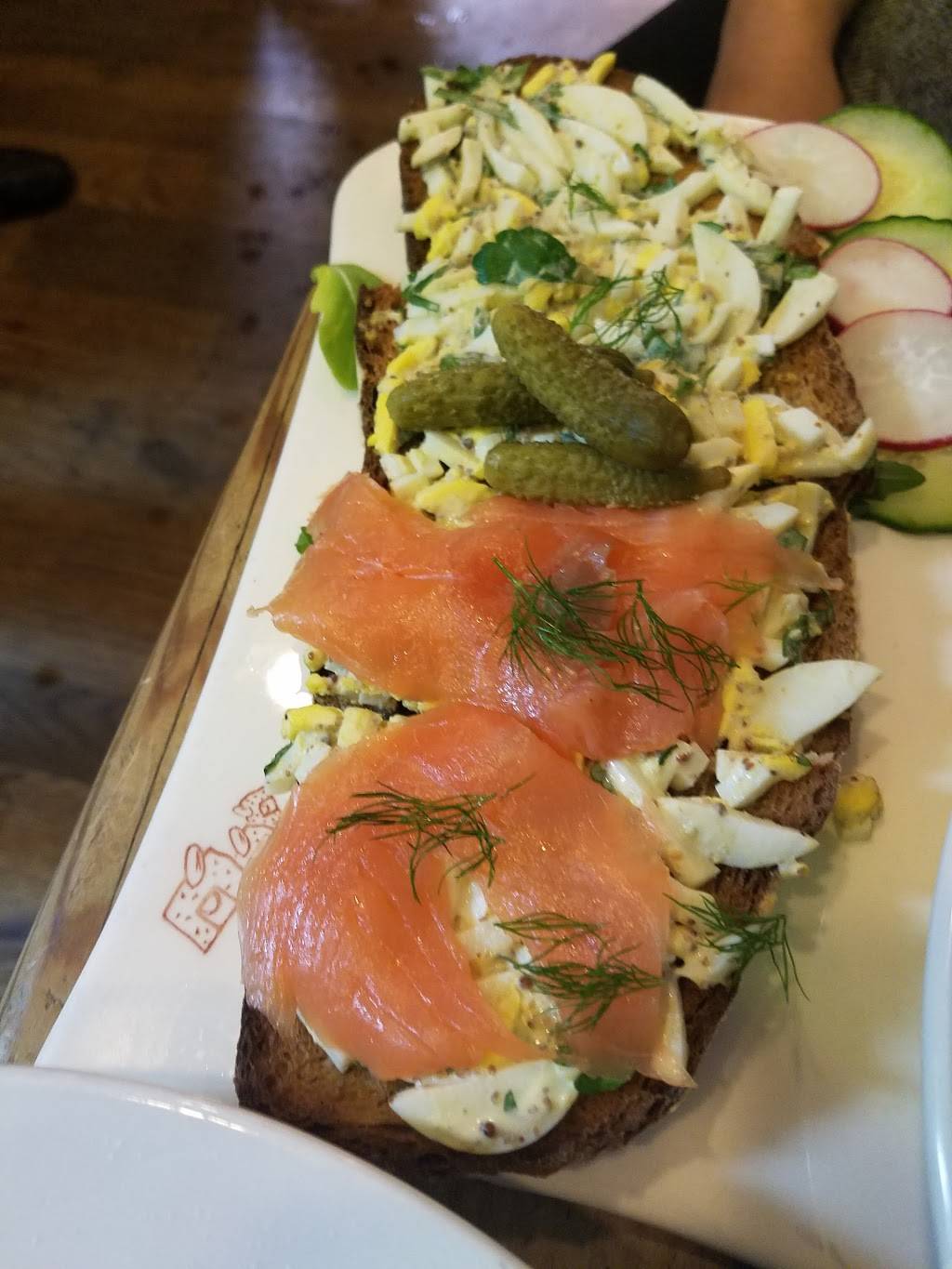 Le Pain Quotidien | restaurant | 113 N Larchmont Blvd, Los Angeles, CA 90004, USA | 3234617701 OR +1 323-461-7701