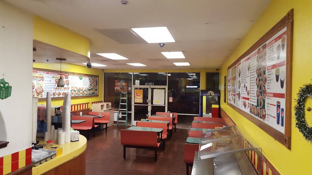 Jilbertos Mexican Food | restaurant | A, 1301 E Valley Pkwy, Escondido, CA 92027, USA | 7604802618 OR +1 760-480-2618