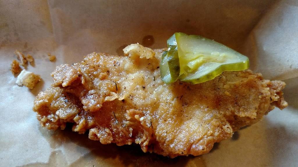 KFC | restaurant | 4430 16th St, Moline, IL 61265, USA | 3097971128 OR +1 309-797-1128