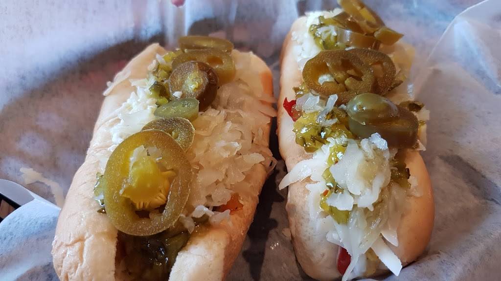 Sams Hot Dogs of Oleander | restaurant | 5917 Oleander Dr #110, Wilmington, NC 28403, USA | 9103992959 OR +1 910-399-2959