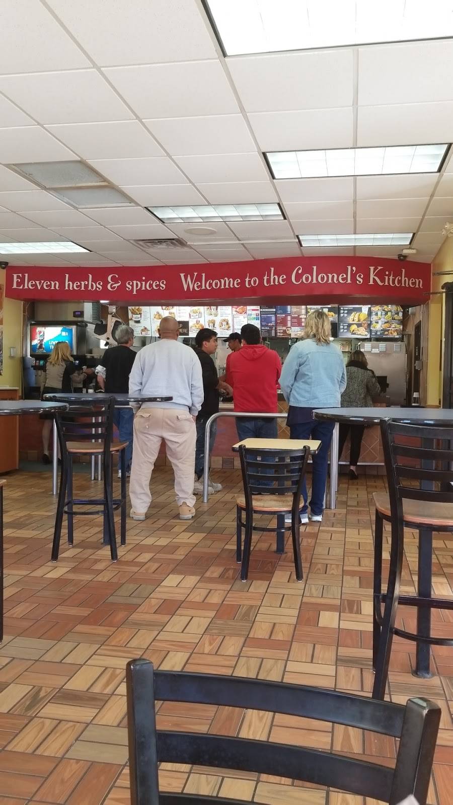 KFC | restaurant | 835 W Sproul Rd, Springfield, PA 19064, USA | 6105436005 OR +1 610-543-6005