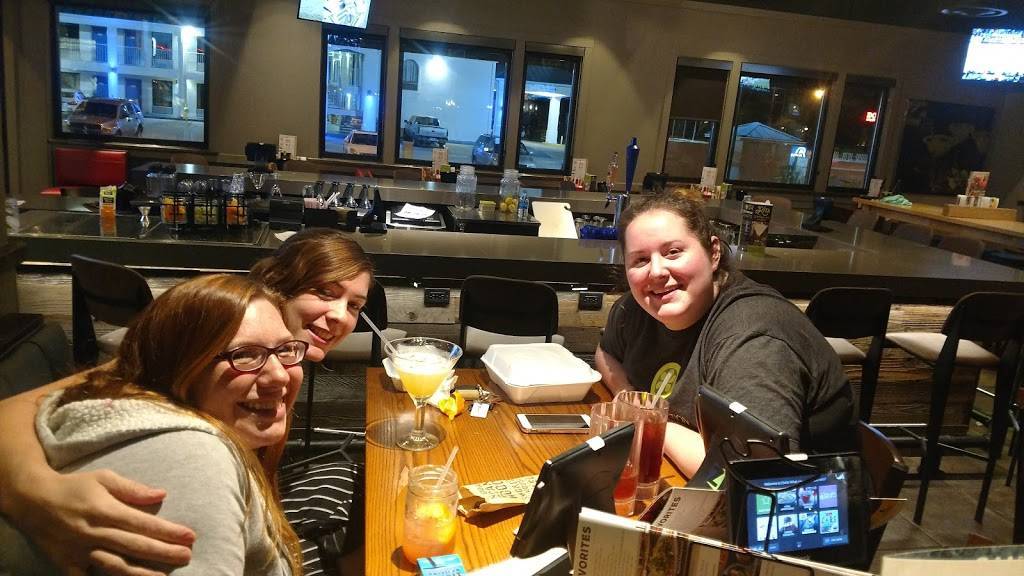 Chilis Grill & Bar | restaurant | 135 Rushing Rd W, Denham Springs, LA 70726, USA | 2256677151 OR +1 225-667-7151