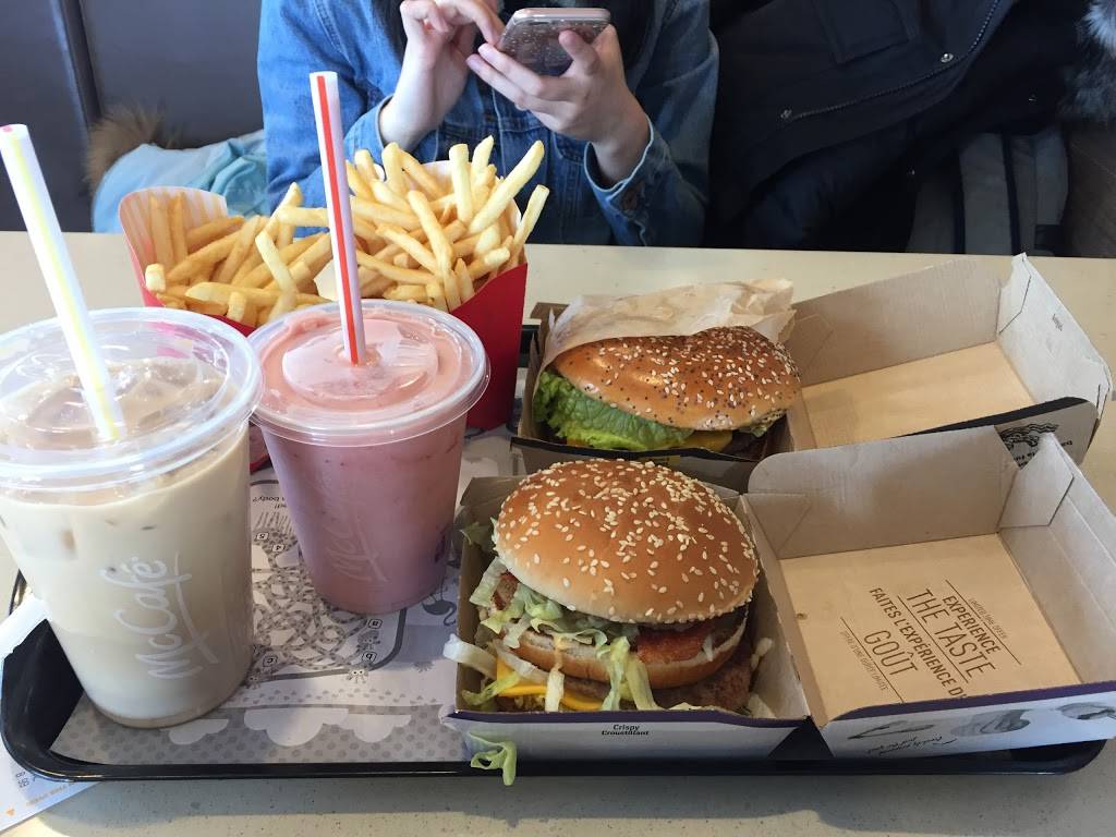 McDonalds | cafe | 2410 Homer Watson Blvd, Kitchener, ON N2G 3W5, Canada | 5198933868 OR +1 519-893-3868