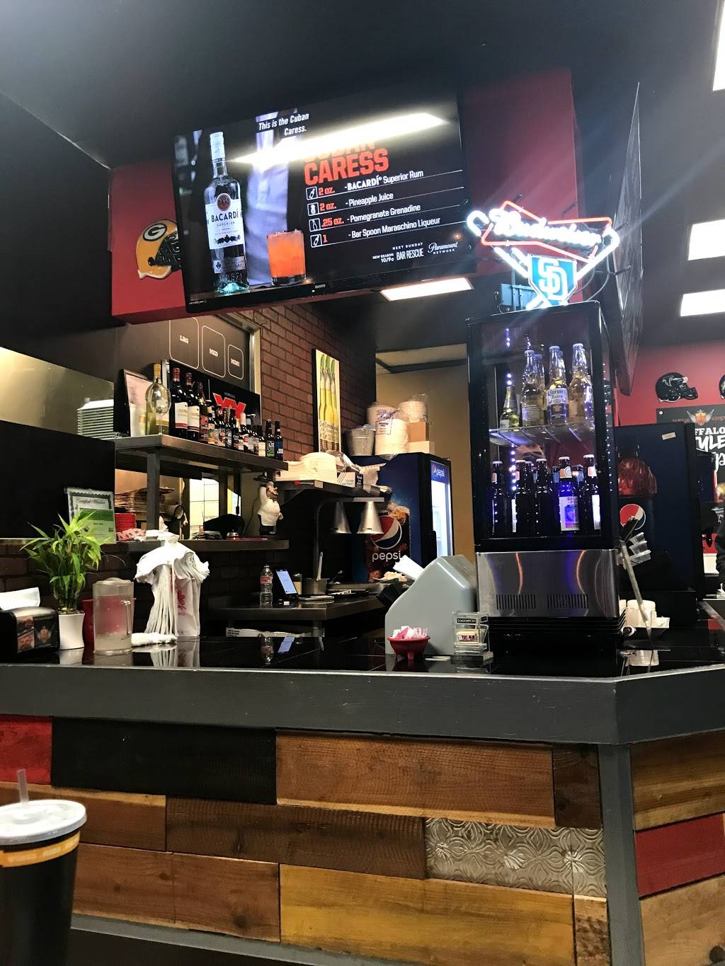 Wings Empire | restaurant | 7520 El Cajon Blvd, La Mesa, CA 91942, USA | 6194614444 OR +1 619-461-4444