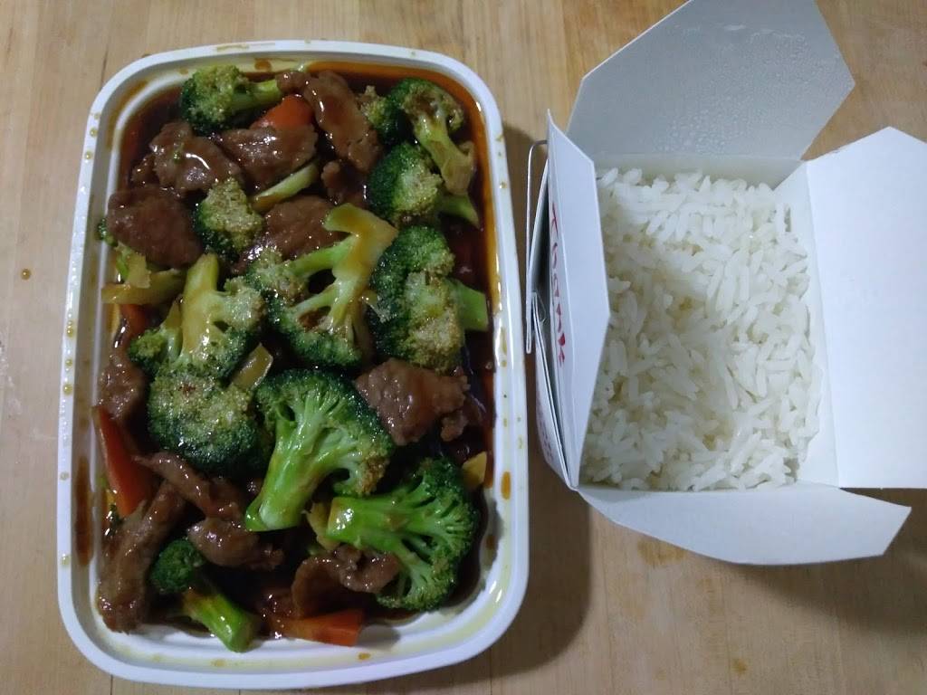 China King | restaurant | 450 W Hanover St, New Baden, IL 62265, USA | 6185889999 OR +1 618-588-9999