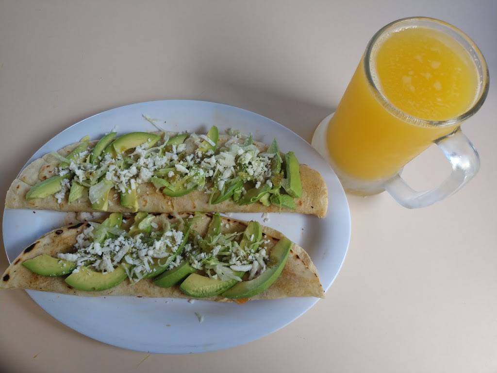 Julis | restaurant | 1237 Cleveland St, Clearwater, FL 33755, USA | 7274622635 OR +1 727-462-2635