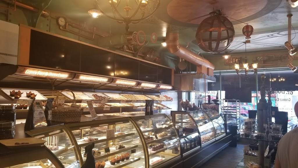 Dr. Doodles Gourmet Emporium | cafe | 418 E Atlantic Ave, Delray Beach, FL 33483, USA | 5617177600 OR +1 561-717-7600