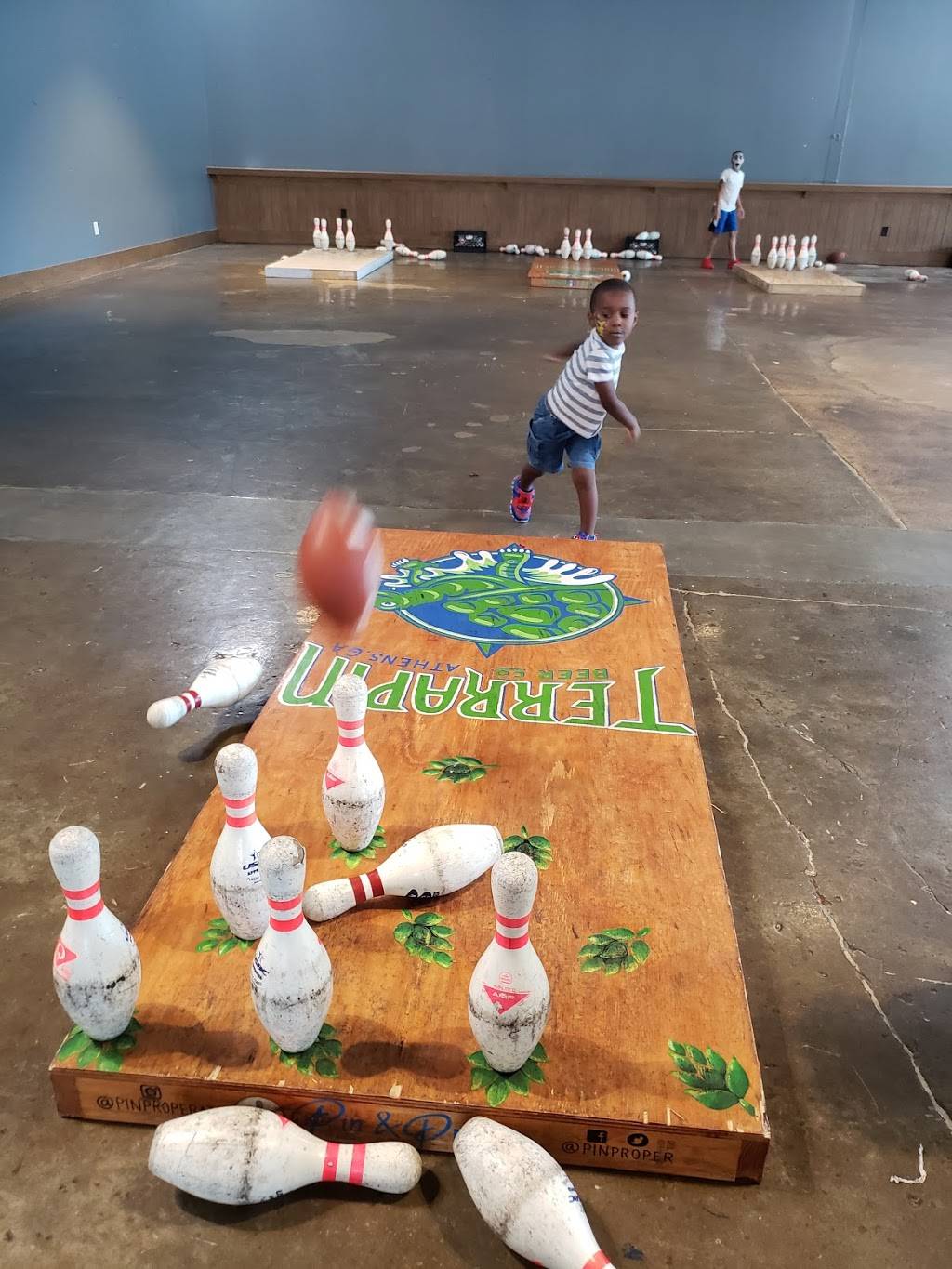 Pin & Proper | restaurant | 1039 Grant St SE Suite D10, Atlanta, GA 30315, USA | 4045497948 OR +1 404-549-7948