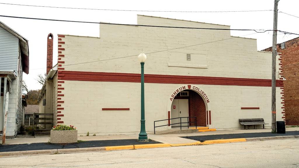 Ashkum Coliseum | restaurant | 117 E Main St, Ashkum, IL 60911, USA | 2174806691 OR +1 217-480-6691