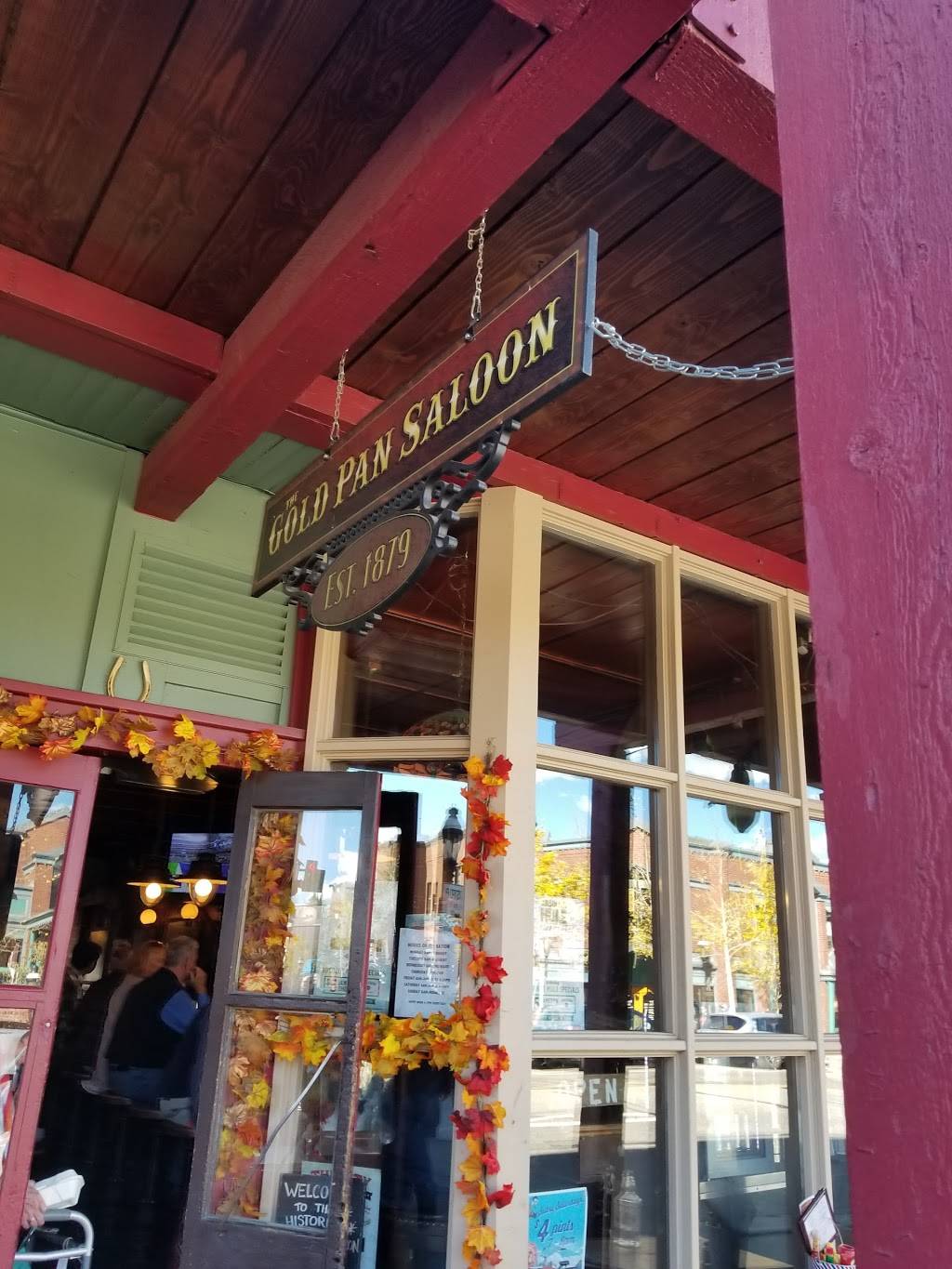 The Gold Pan Saloon | restaurant | 103 N Main St, Breckenridge, CO 80424, USA | 9704535499 OR +1 970-453-5499