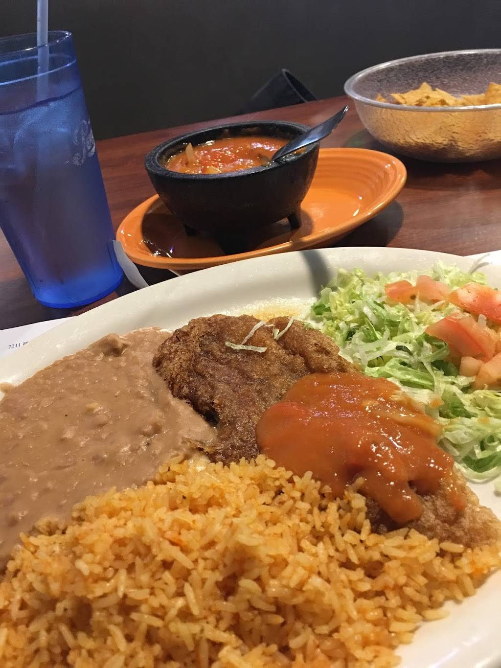 La Luna Mexican | restaurant | 7211 Plaza Center Dr #180, West Jordan, UT 84084, USA | 8012805730 OR +1 801-280-5730