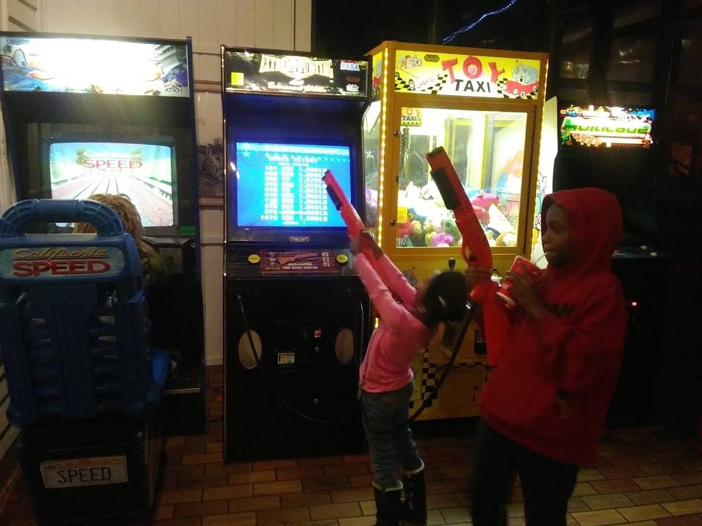 Pizza Inn | restaurant | 101 Jersey St, Ahoskie, NC 27910, USA | 2523325036 OR +1 252-332-5036