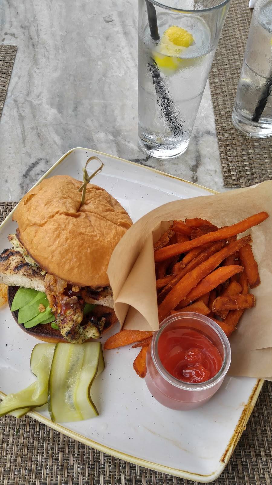 SweetFire Kitchen | restaurant | 16641 La Cantera Pkwy, San Antonio, TX 78256, USA | 2105582479 OR +1 210-558-2479